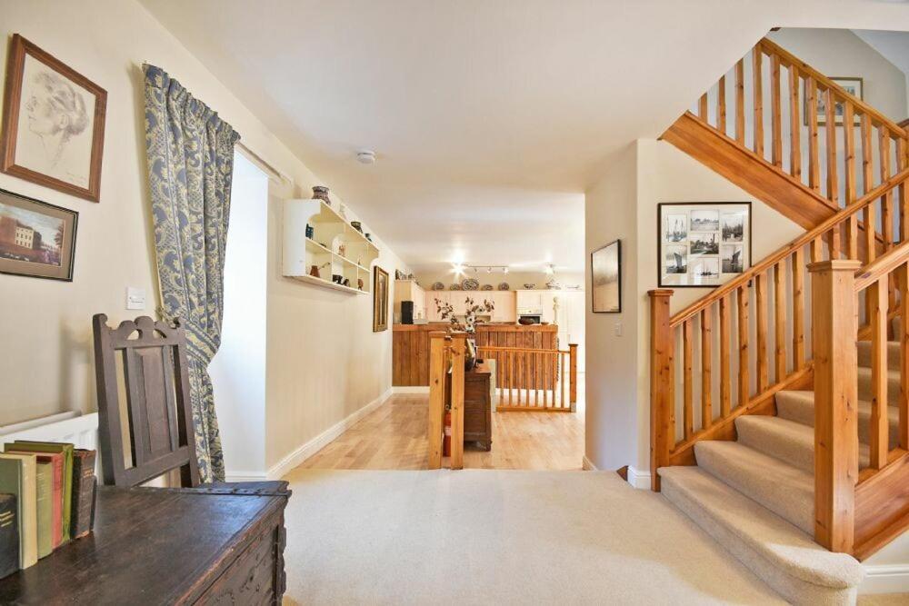 Вилла Craster Tower Coach House Экстерьер фото